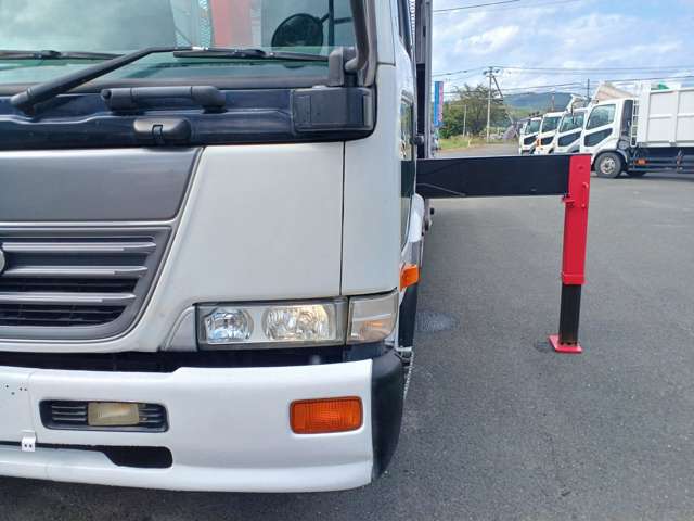 UD Trucks Condor 9