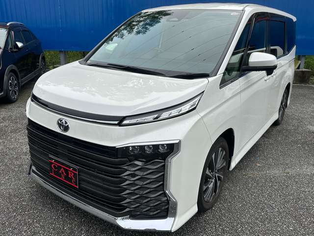 Toyota Voxy 6