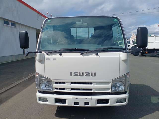 Isuzu Elf 2