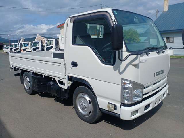 Isuzu Elf 3