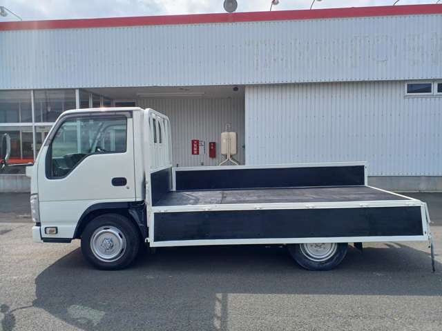 Isuzu Elf 8
