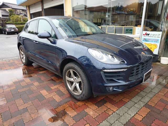 Porsche Macan 3