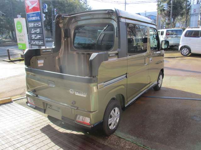 Daihatsu Hijet Deck Van 5