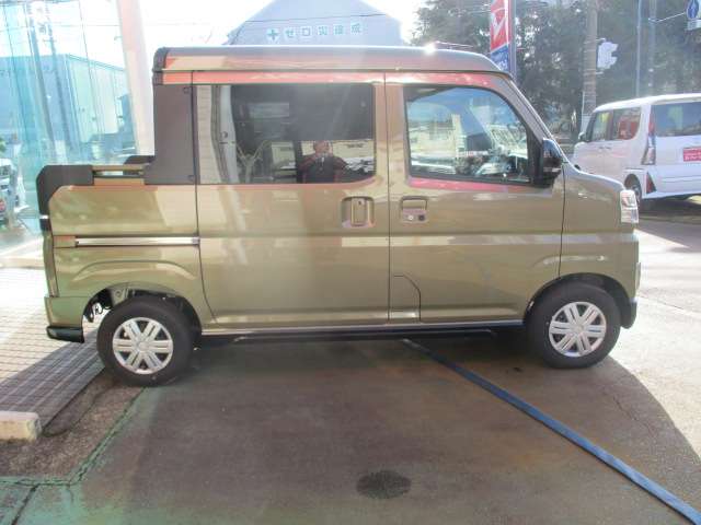 Daihatsu Hijet Deck Van 6