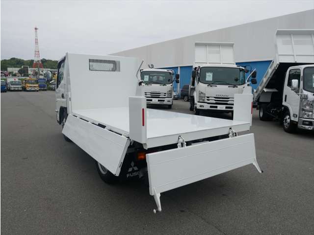 Mitsubishi Fuso Canter 12