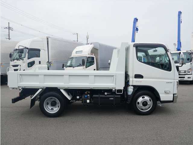 Mitsubishi Fuso Canter 4