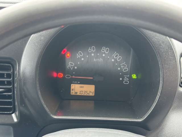 Daihatsu Hijet Cargo 10