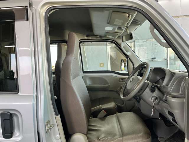 Nissan NV100 Clipper 12
