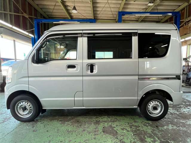 Nissan NV100 Clipper 5