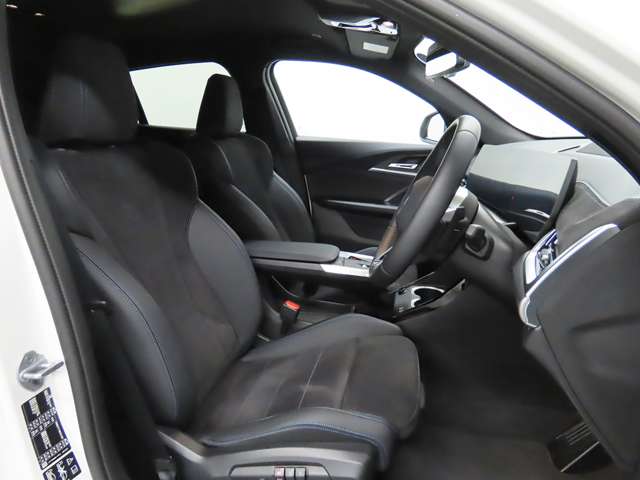 BMW X2 4