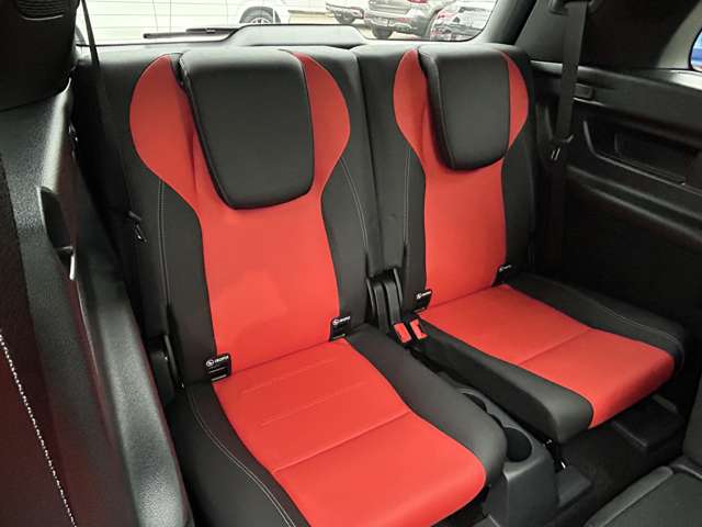 Mercedes-Benz GLB 10