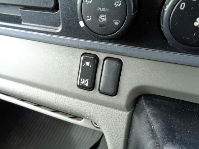 Mitsubishi Fuso Canter 12