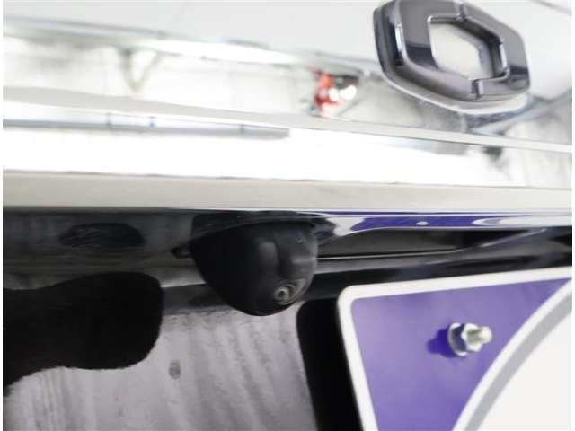 Toyota Voxy 8