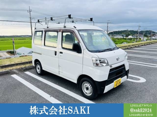 Daihatsu Hijet Cargo 2