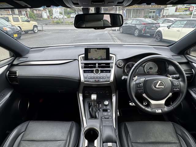 Lexus NX 2