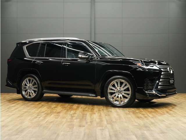 Lexus LX 12