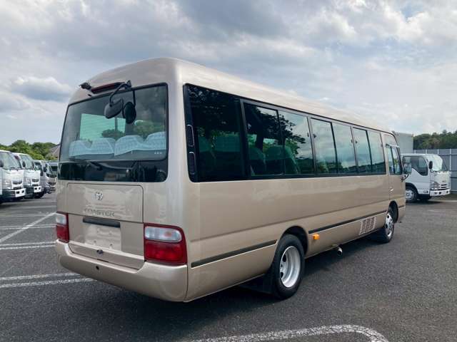 Toyota Coaster 5