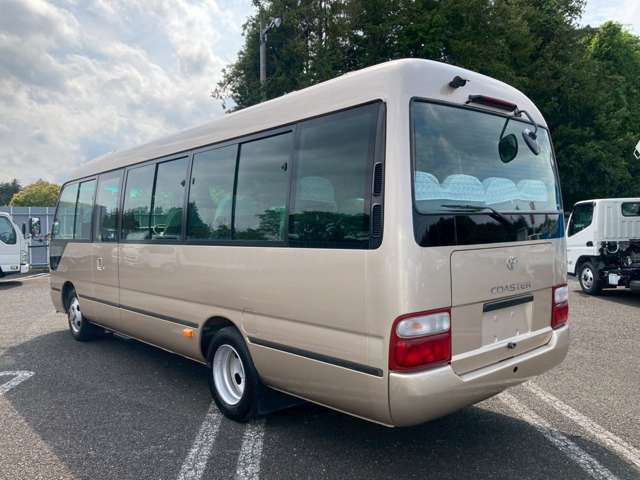 Toyota Coaster 7