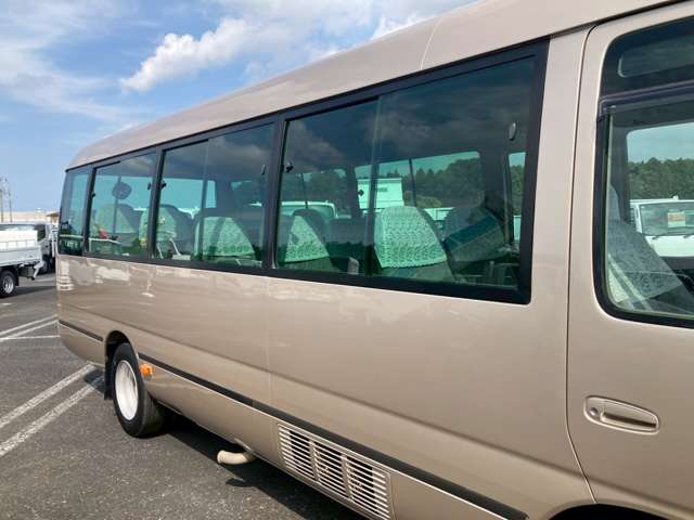 Toyota Coaster 9