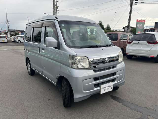 Daihatsu Hijet Cargo 3