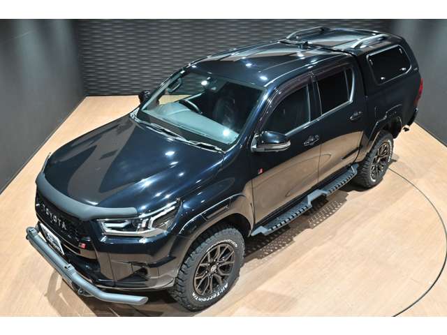 Toyota Hilux 7