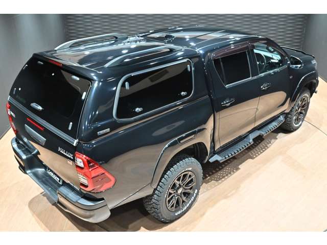 Toyota Hilux 8