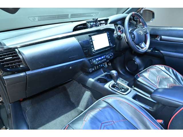 Toyota Hilux 9