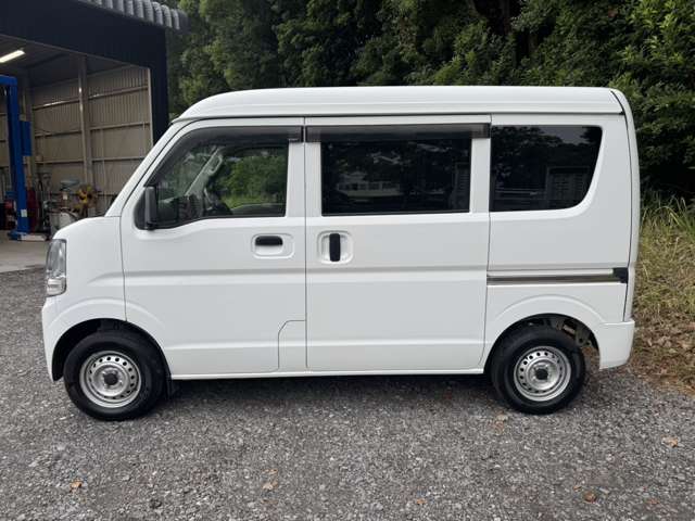 Suzuki Every 8