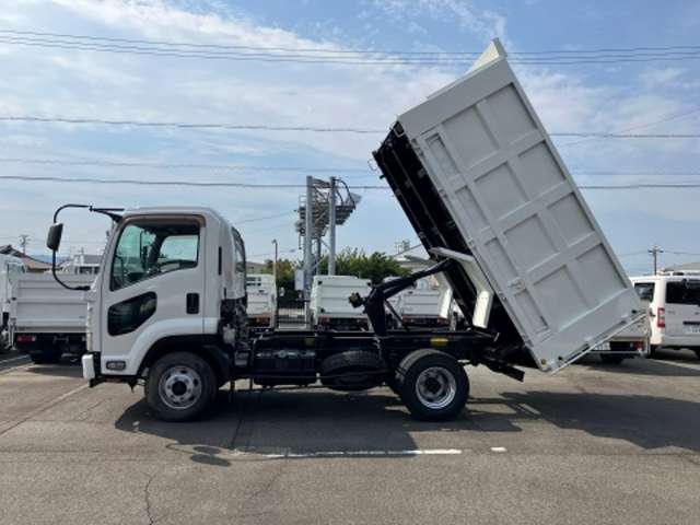 Isuzu Forward 7