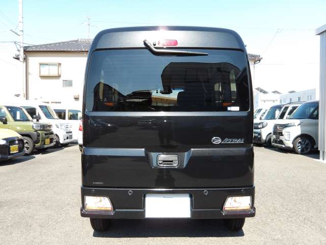 Daihatsu Atrai 12