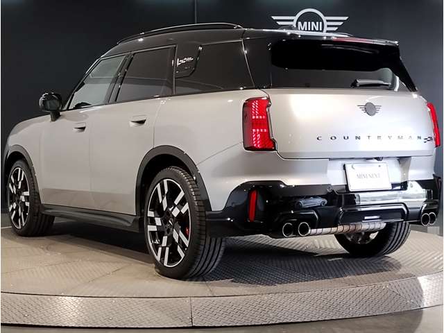 MINI Countryman 8