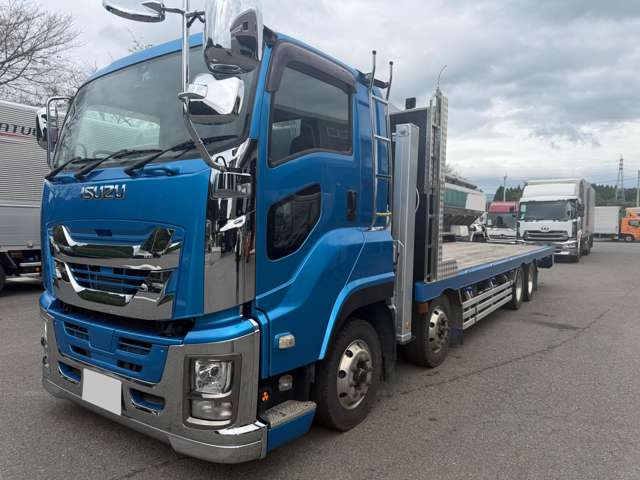 Isuzu Giga 2