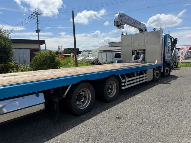 Isuzu Giga 3