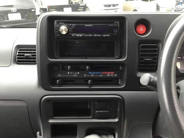 Daihatsu Hijet Deck Van 11