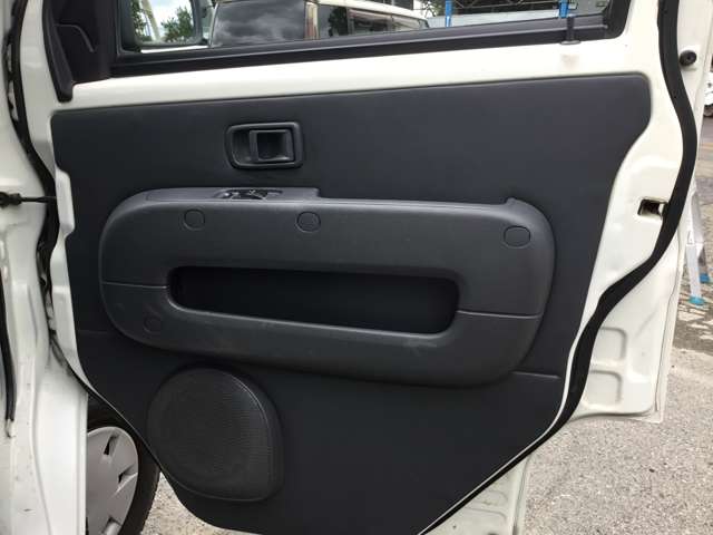 Daihatsu Hijet Deck Van 7