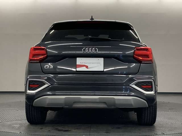 Audi Q2 4