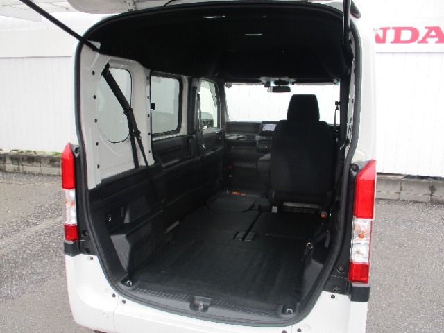 Honda N-VAN 12
