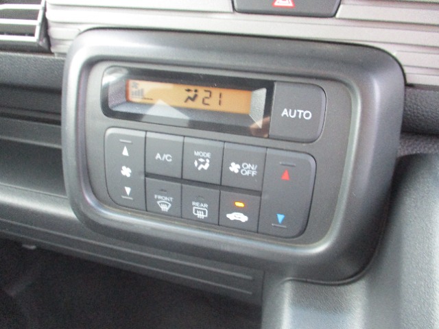 Honda N-VAN 4