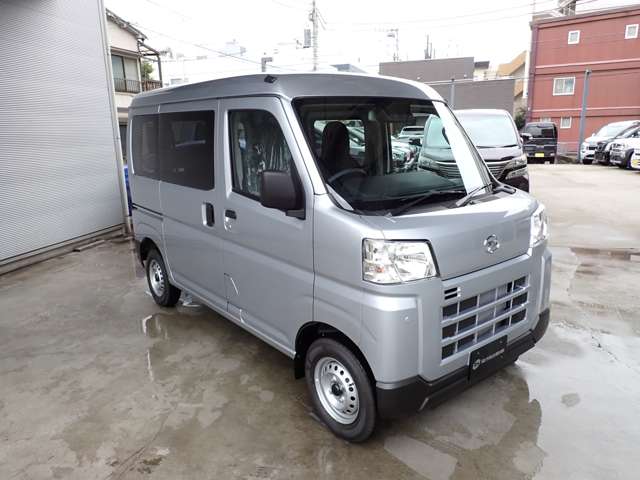 Daihatsu Hijet Cargo 12