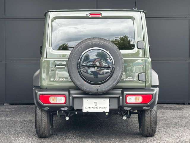 Suzuki Jimny Sierra 4
