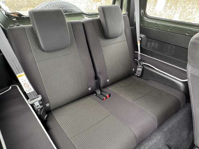Suzuki Jimny 13