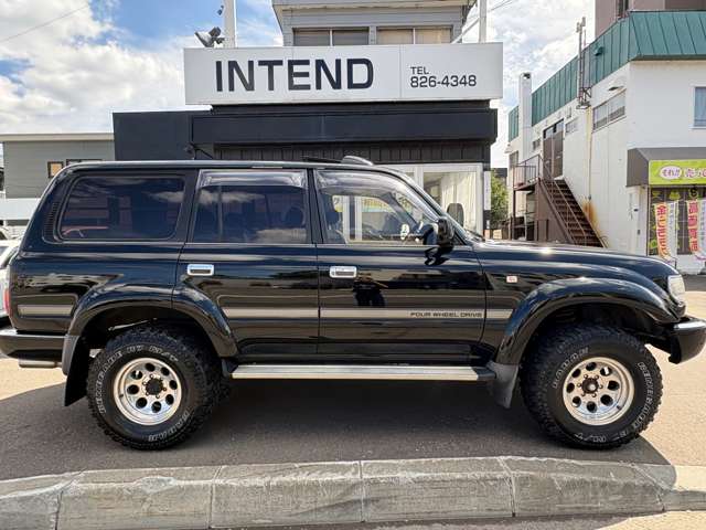 Toyota Land Cruiser 80 11