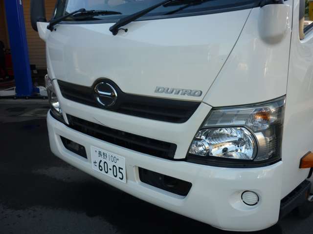 Hino Dutro 11