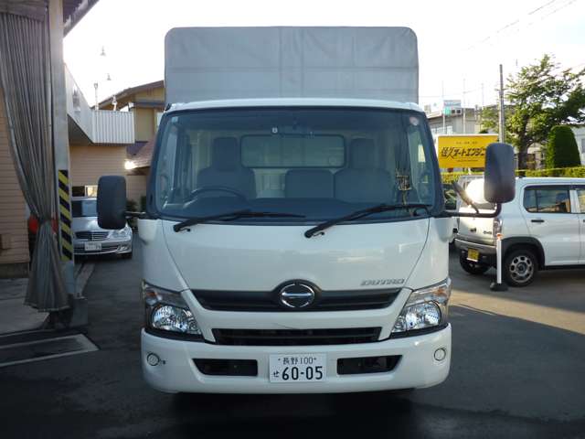 Hino Dutro 2