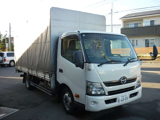 Hino Dutro 7