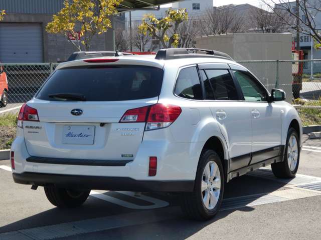 Subaru Outback 6