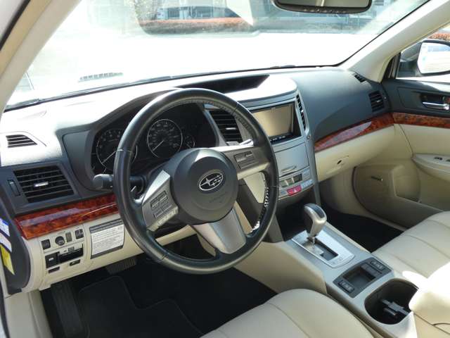 Subaru Outback 7