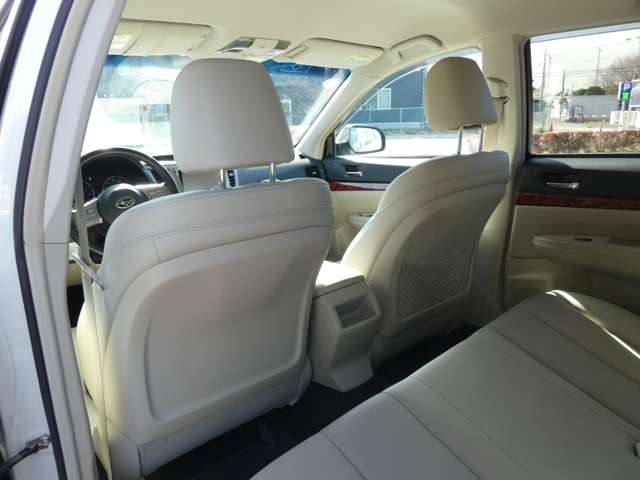 Subaru Outback 9