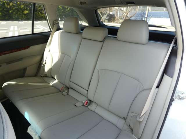 Subaru Outback 10