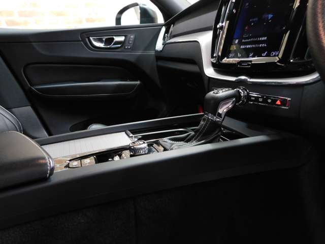 Volvo XC60 11